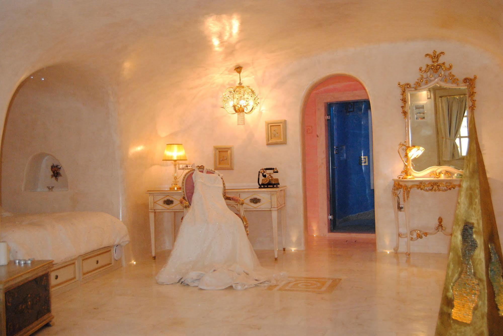 Art Maisons Oia Castle Esterno foto